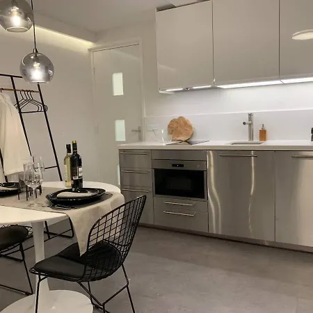 The Nest 38a דירה